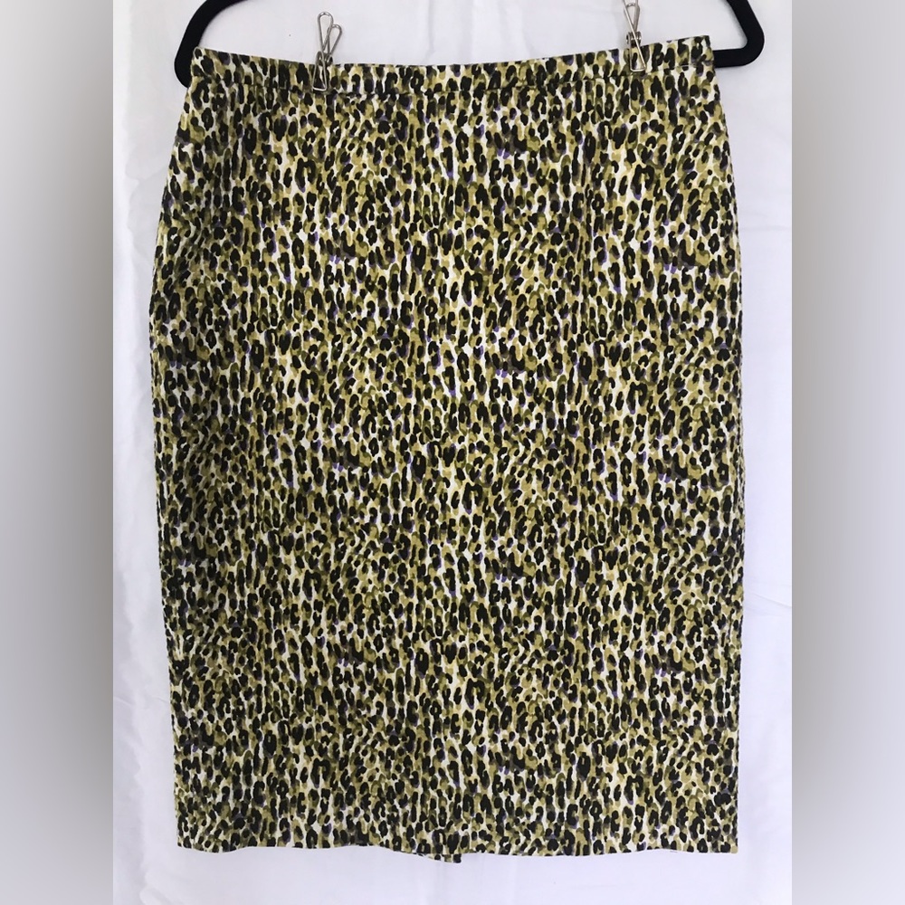 VGUC J. Crew Textured Leopard Pencil Skirt, Size 6
